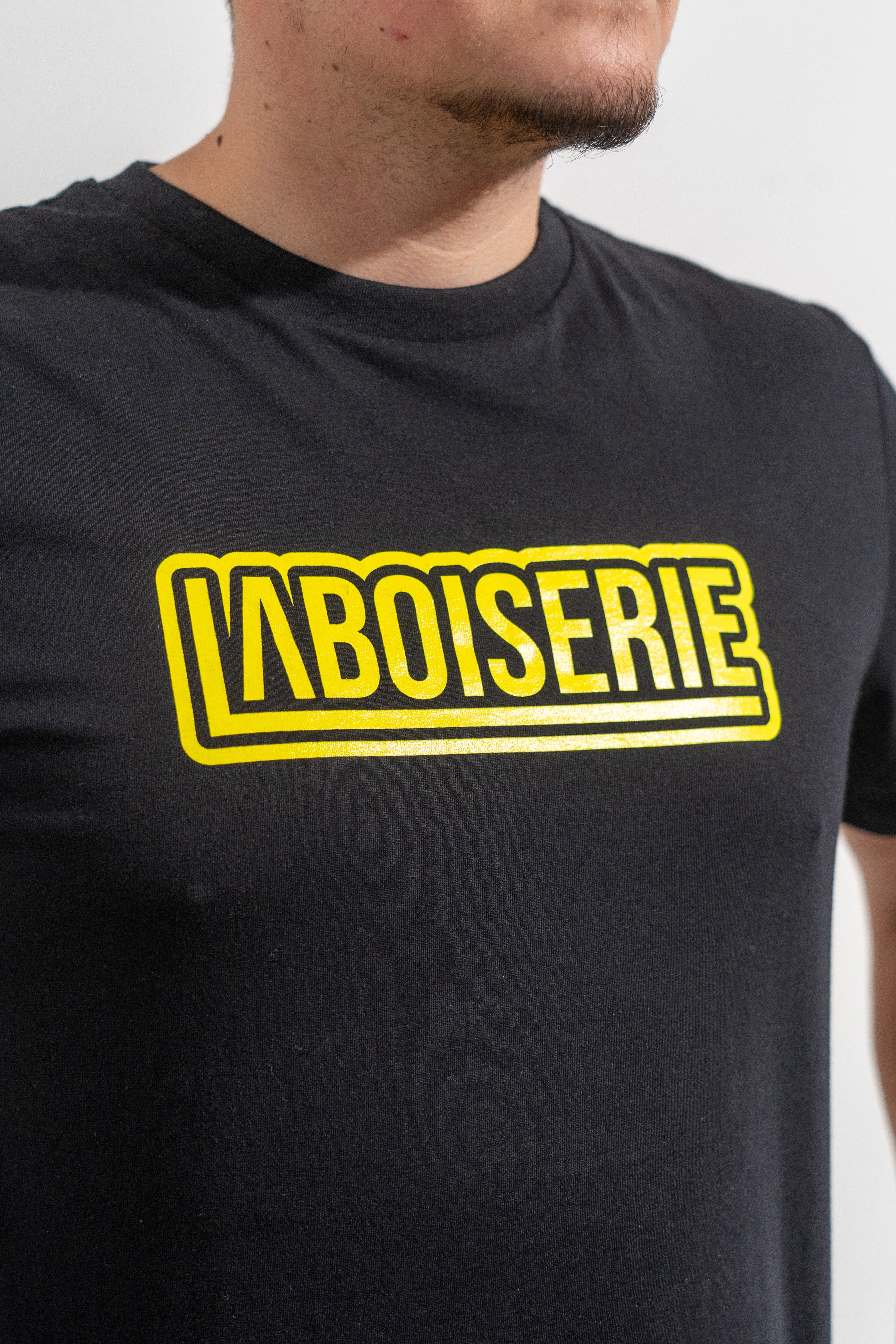 T-SHIRT FLUO BOISERIE