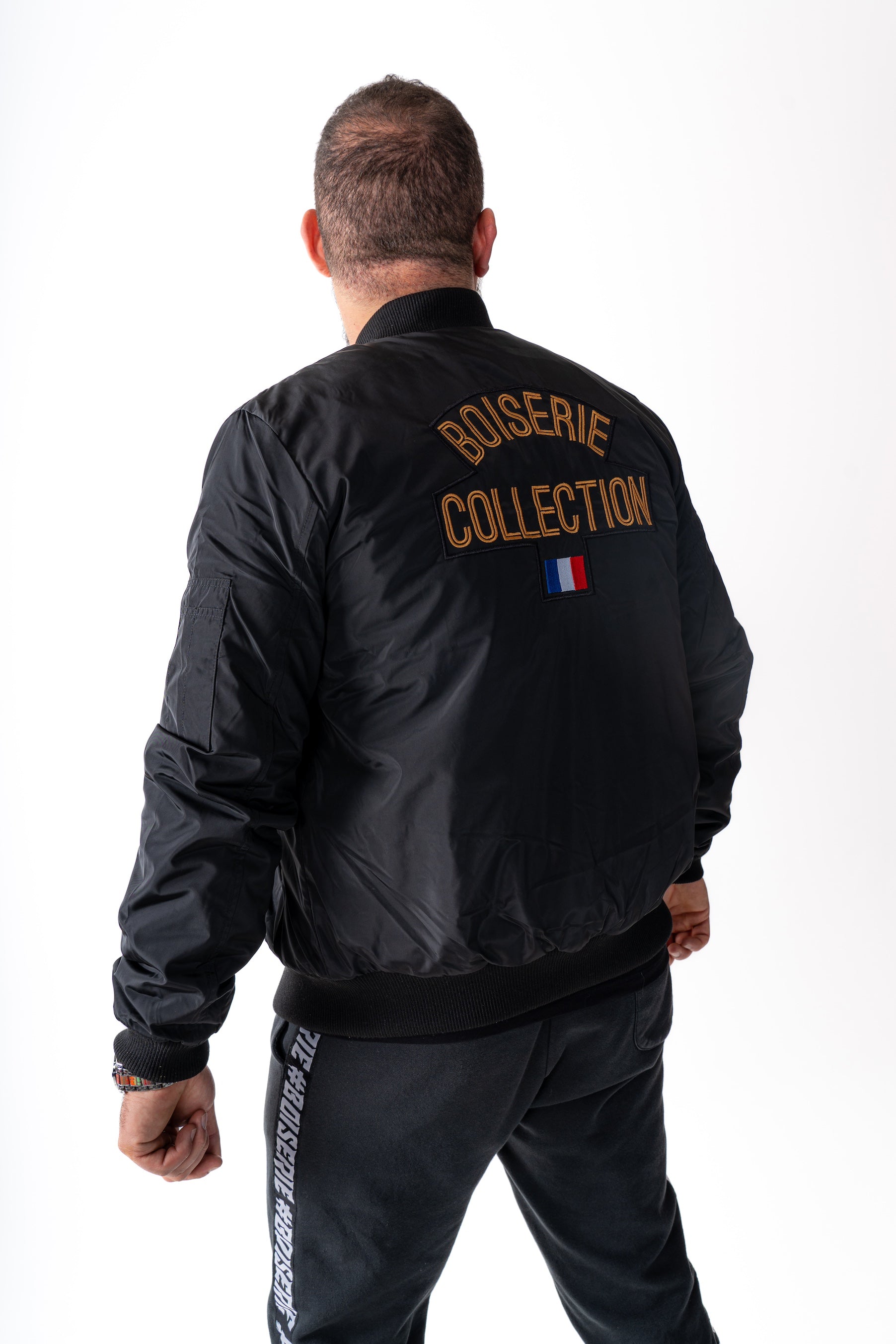 LE BOMBER BOISERIE COLLECTION