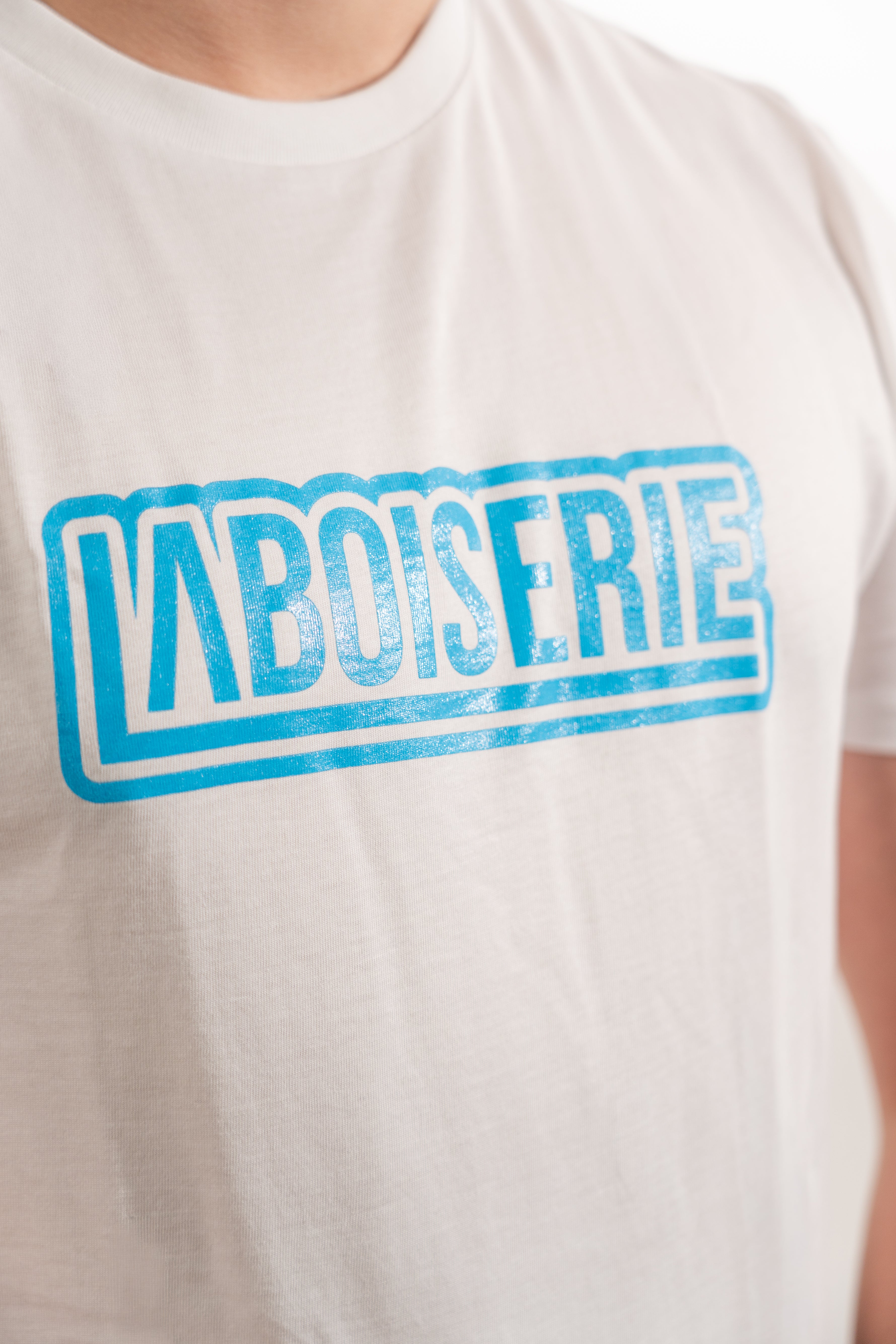 T-SHIRT FLUO BOISERIE BLANC