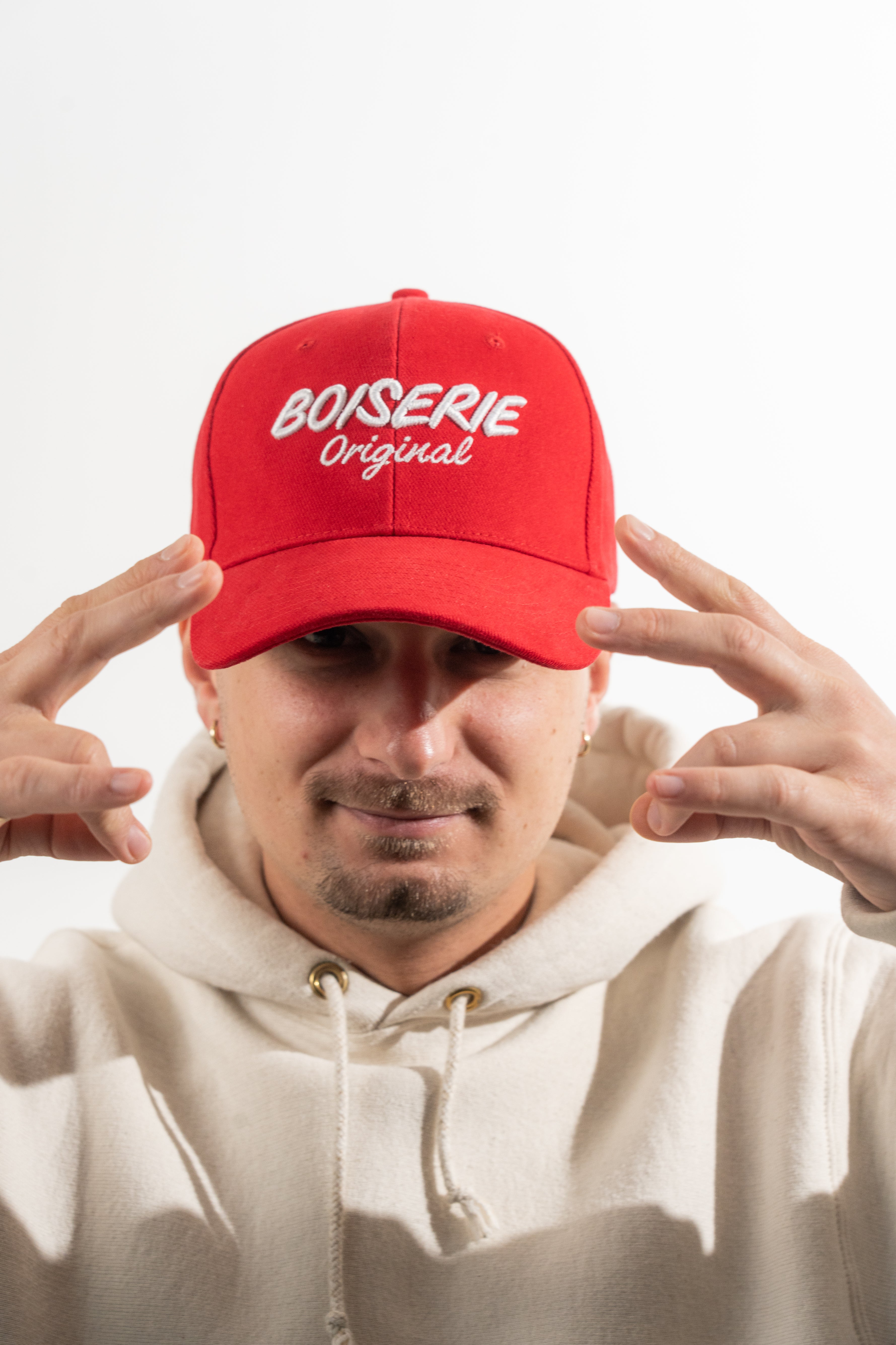CASQUETTE ROUGE BOISERIE ORIGINAL
