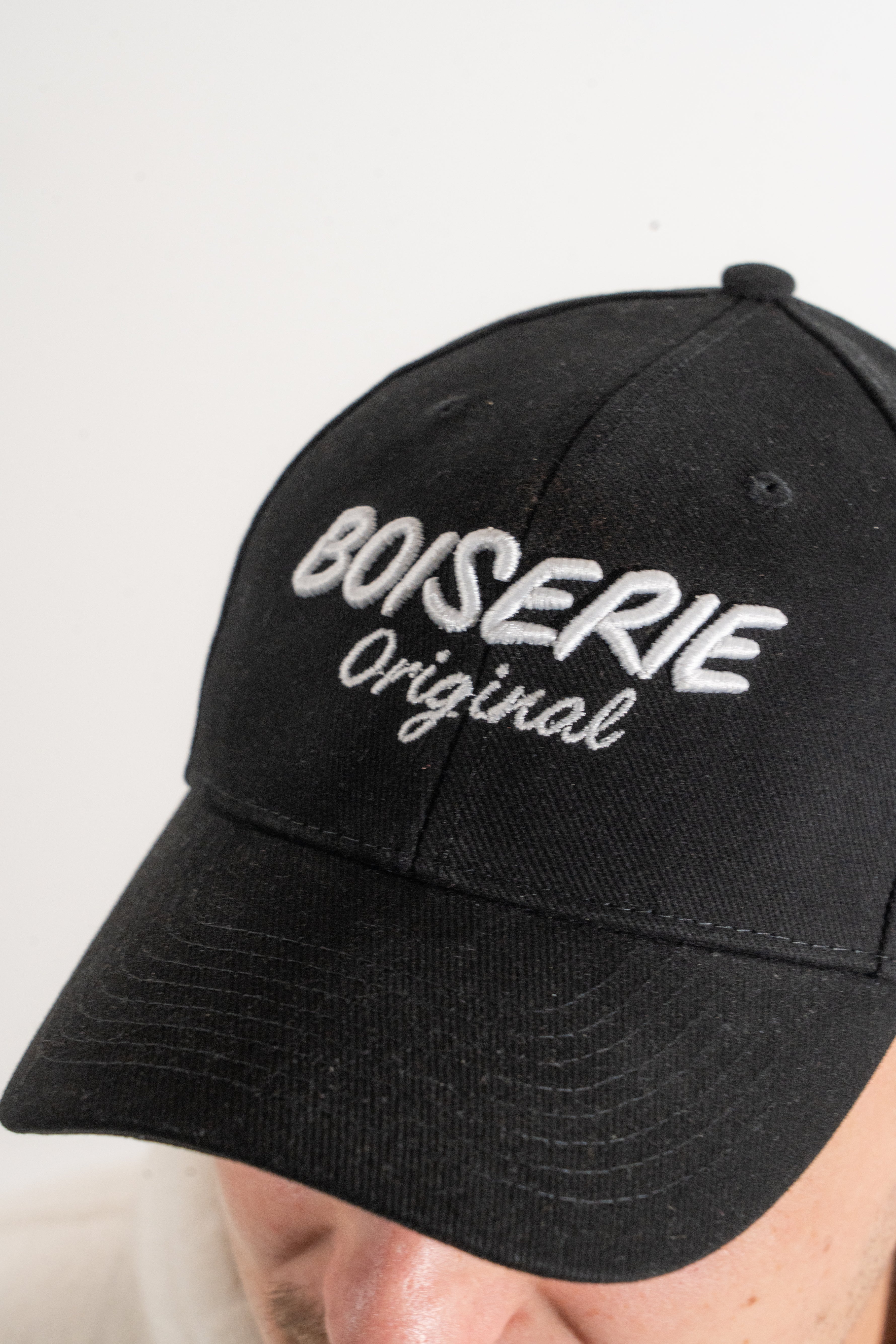 CASQUETTE NOIR BOISERIE ORIGINAL