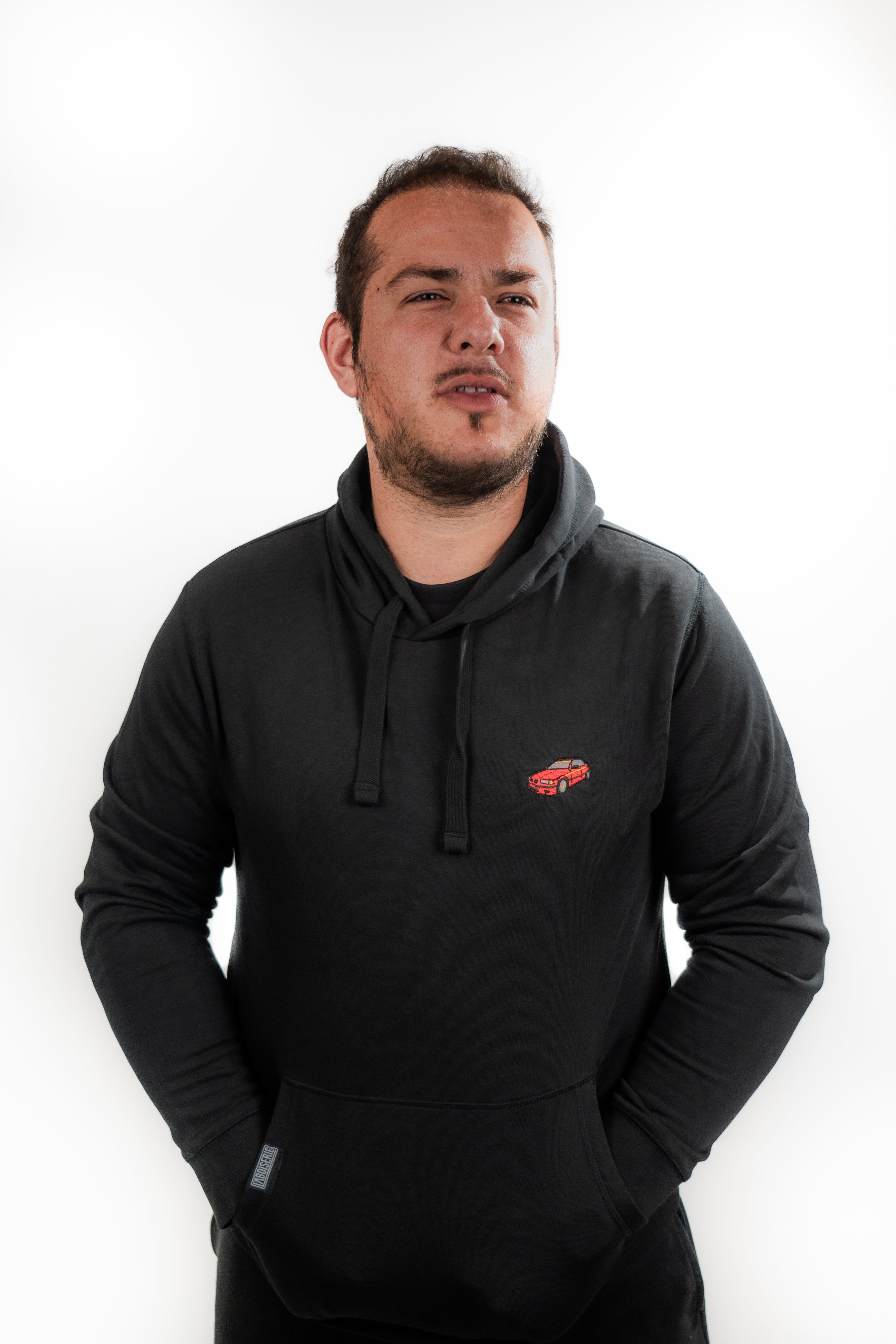 LE SWEAT BRODÉ TDS