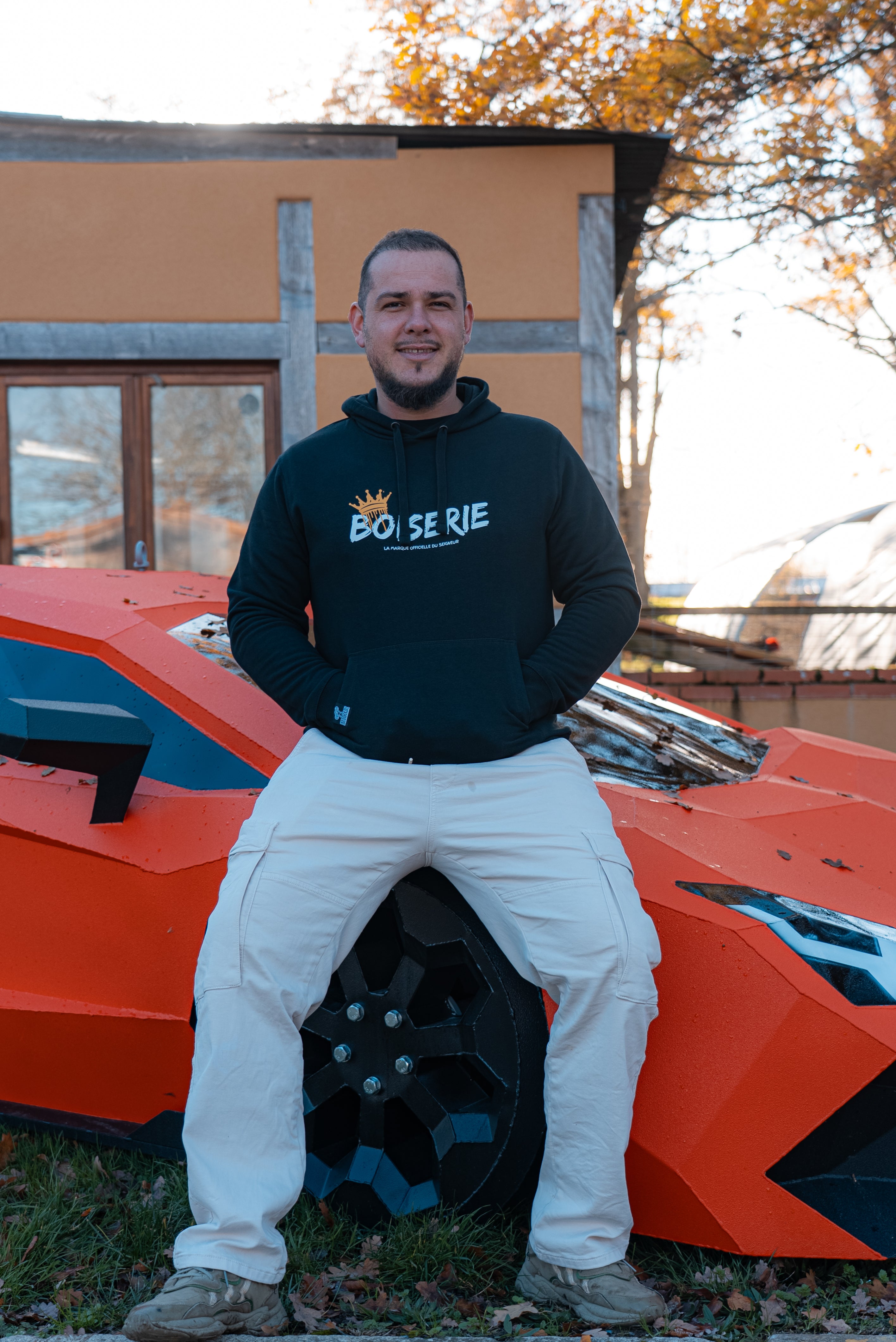 SWEAT BOISERIE COURONNE NOIR